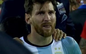 messi llorando