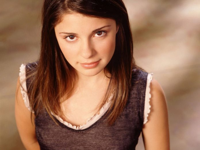 serie-Shiri Appleby