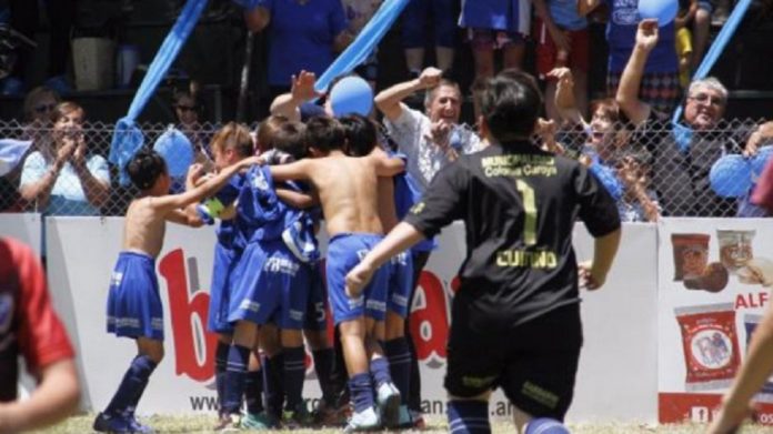 niños-futbol